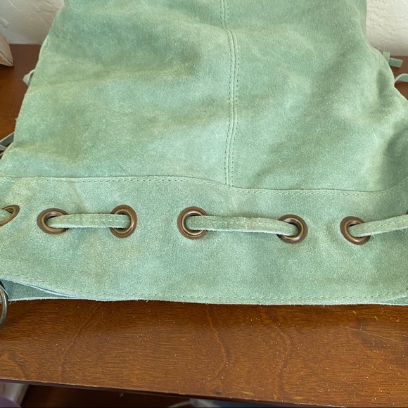 Chocolate New York mint green leather bucket bag - Picture 7 of 13